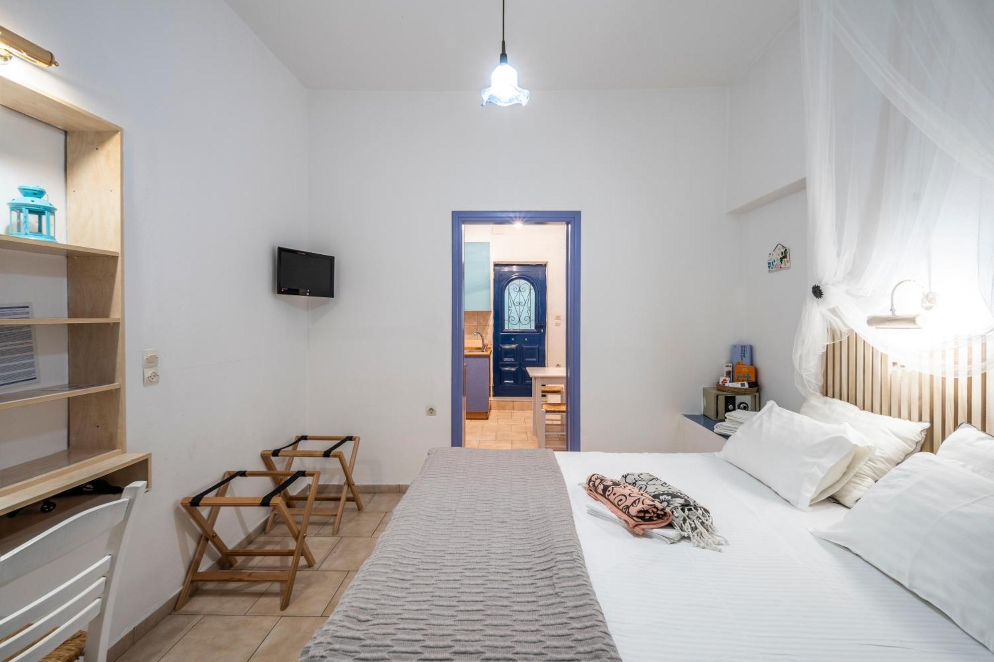 Bofor Studios & Rooms Livadakia Habitación foto